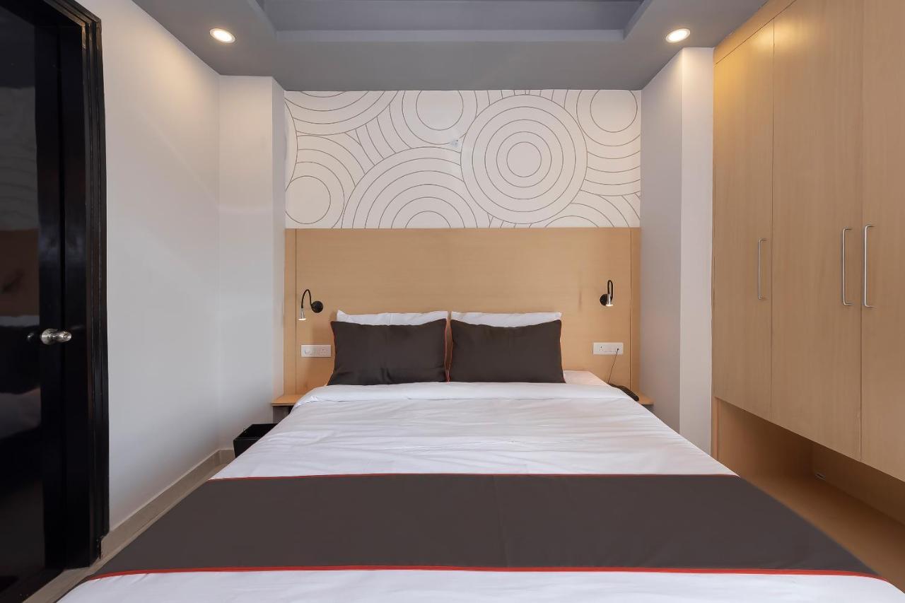 Collection O 162 Vardhman International Hotel Gurgaon Exterior foto